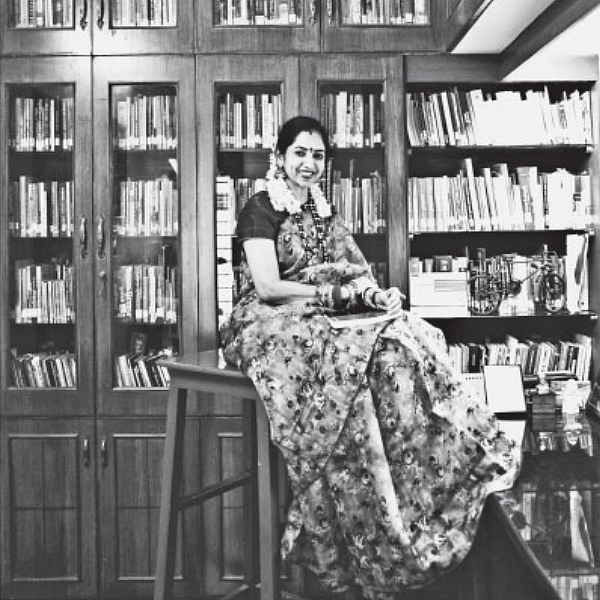 புத்தகங்கள் நம் சிறகுகள் - தமிழச்சி தங்கபாண்டியன்