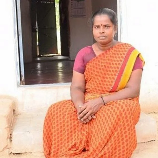 “டாஸ்மாக் அவரைக் கொன்னுச்சு... ஆனா, விதவை சான்று கொடுக்காதாம் அரசாங்கம்!” - கதறும் பழனியம்மாள்