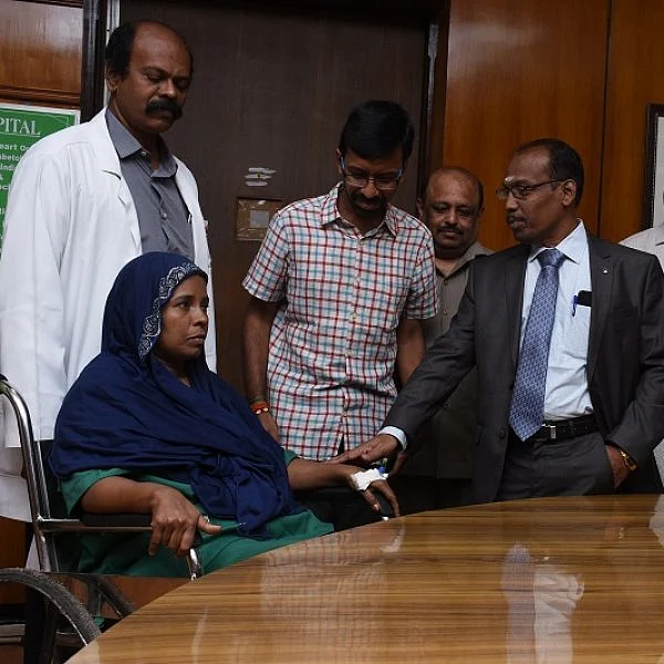 `பாம்பே - O' அரிய வகை ரத்தம் செலுத்தி நோயாளி மீட்பு! - ஸ்டான்லி மருத்துவர்கள் சாதனை