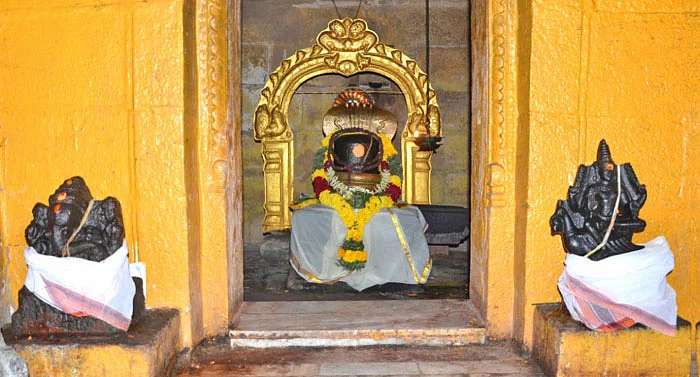 கல்யாண வரம் தரும், பெளர்ணமி விளக்கு பூஜை!