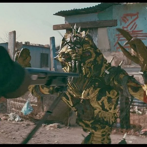 பூமியை நாடி வரும் பிரபஞ்ச அகதிகள்... #District9 படம் பார்த்திருக்கிறீர்களா?
