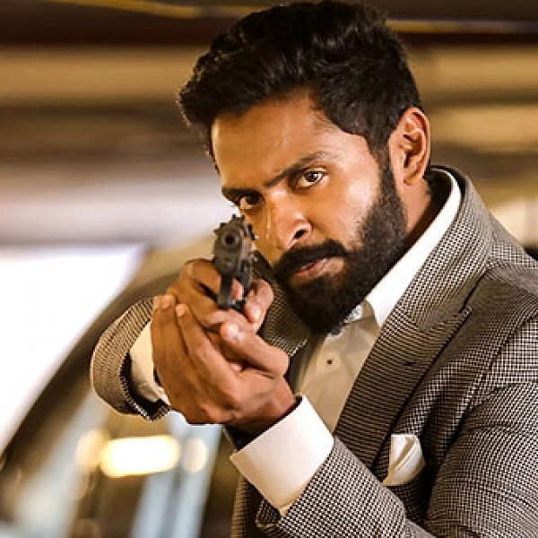 இது தெறிக்கும் தோட்டா...
