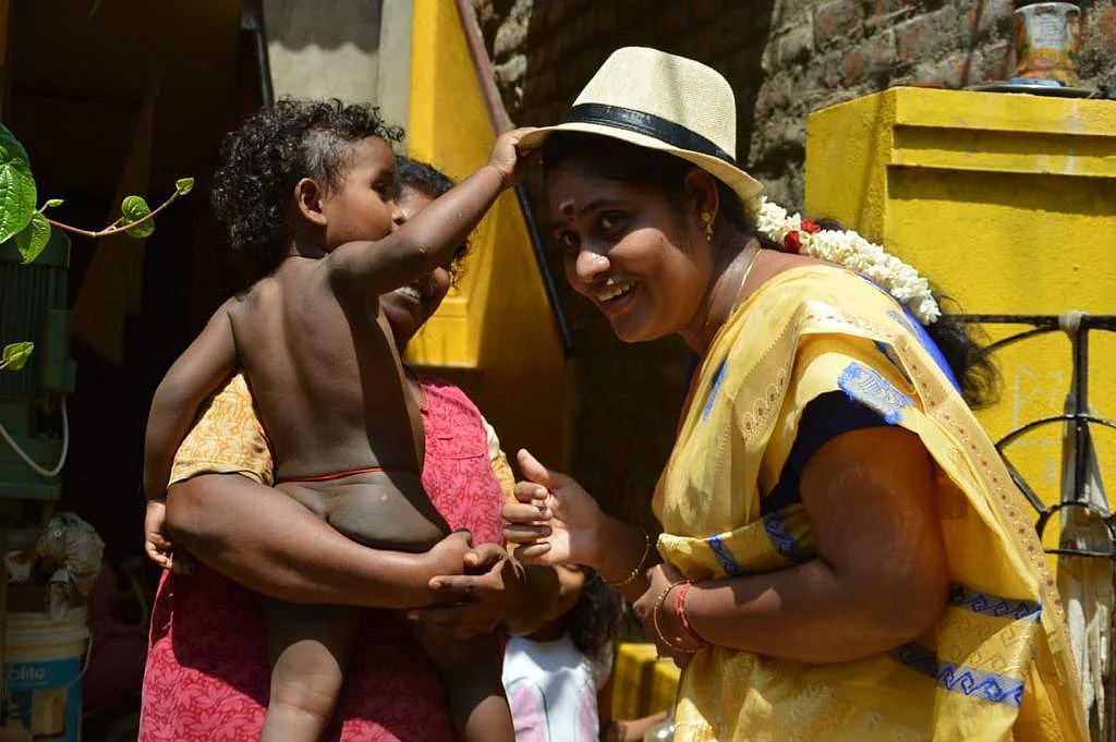 `சந்திரமுகி அரசியல்வாதிகள்... விஞ்ஞான தி.மு.க... ஊழல் கூட்டணி!' `தொப்பி' ராஜேஸ்வரி பிரியா