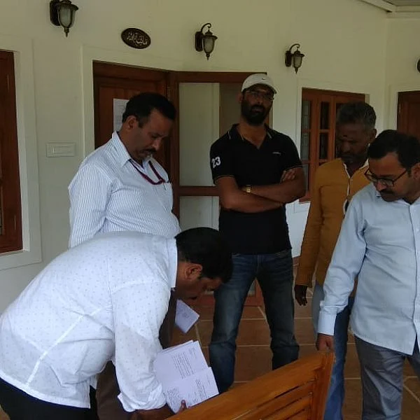 24 மணிநேரத்தில் நோட்டீஸ்... 48 மணி நேரத்திற்குள் சீல்... 27 ரிசார்ட்டுகளுக்கு செக் வைக்கும் நீலகிரி கலெக்டர்