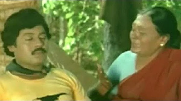''எம்.ஜி.ஆர் முதல் விஜய் ஆண்டனி வரை... அம்மா சென்டிமென்ட் காட்டிய ஹீரோக்கள்!"