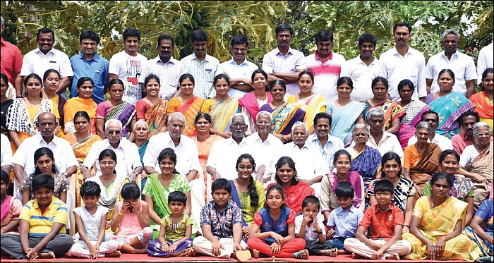 பண்ணை வீட்டில் ‘பிக் பாஸ்!’