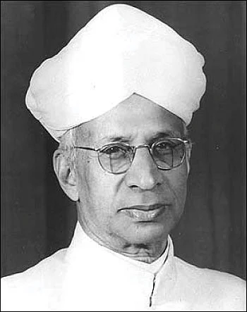 டாக்டர் இராதாகிருஷ்ணன் 20