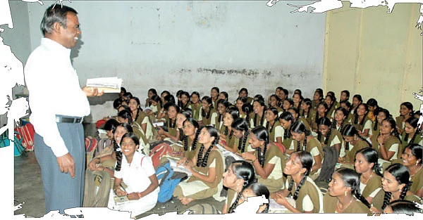 ஓர் ஆச்சர்ய ஆசிரியர்!