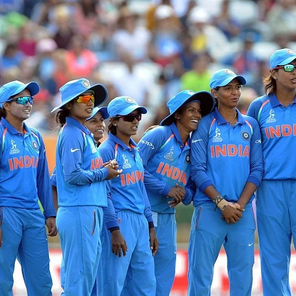 அதிரடி பேட்டிங், அசத்தல் ஸ்பின்... டி-20 சாம்பியன் ஆகுமா இந்திய மகளிர் அணி?!