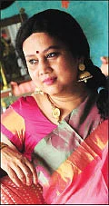 வாழ்வை மாற்றிய புத்தகம் - 80 வயதானாலும் அவள்தான் ஹீரோயின்!