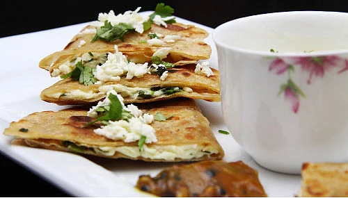 பரீட்சைக்கு படிக்க... பலம் தரும் உணவுகள்!