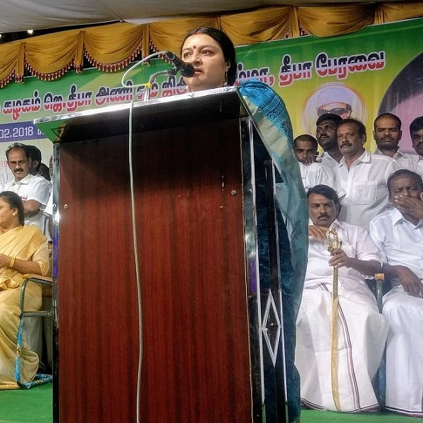 போயஸ்கார்டனை சி.பி.ஐ கைப்பற்றி விசாரித்தால் உண்மை வெளியே வரும்! - தீபா அதிரடி