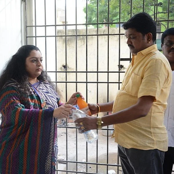 `தீபாவுக்கு நான்தான் அரண்... என்னைப் பிரிச்சுட்டாங்க...காப்பாத்துங்க’ - போலீஸில் ராஜா