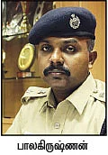 பெண்களை வளைக்கும் ‘சைபர்’ வில்லன்கள்!