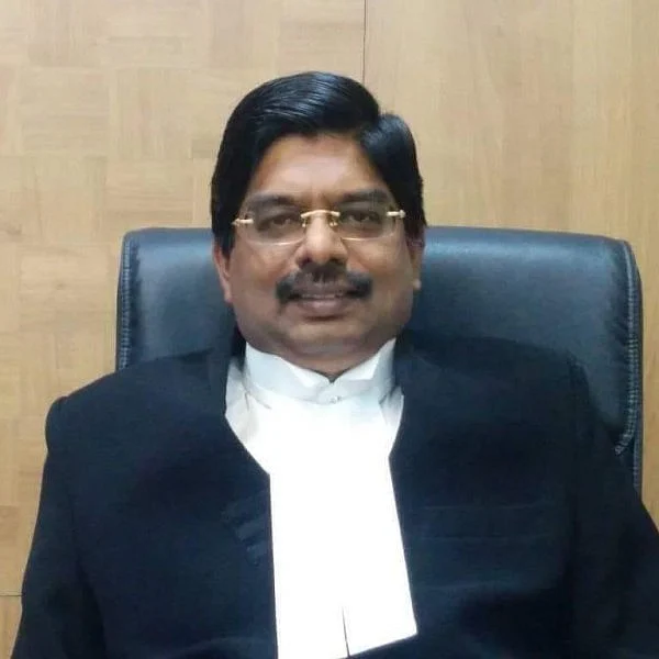 வழக்கறிஞர் வில்சன்