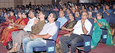 'அம்மாக்களுக்கு சல்யூட் !'