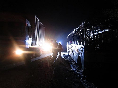 பா.ம.க.வினர் இன்றும் வன்முறை: வட மாவட்டங்களில் பதற்றம் (படங்கள்)