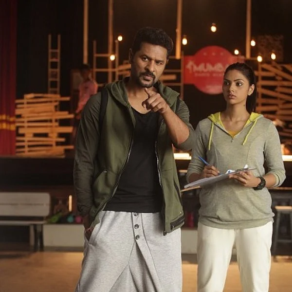 மாணிக்கமாக இருக்கும் பிரபுதேவா பாட்ஷாவாக மாறினாலும்..? - 'லக்ஷ்மி' விமர்சனம்
