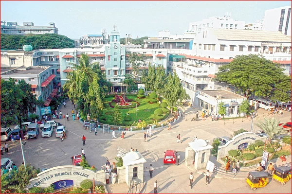 நீட் மட்டும் தகுதியல்ல... சேவை மனப்பான்மை வேண்டும் - சொல்லி அடிக்கும் சி.எம்.சி.