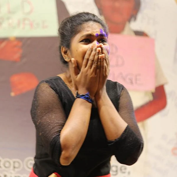 குழந்தை திருமணத்தை ஒழிக்கக் கல்லூரியில் நடைபெற்ற விழிப்பு உணர்வு நாடகம் மற்றும் தடுக்கும் வழிமுறைகள்... படங்கள்: அபினேஷ் தா
