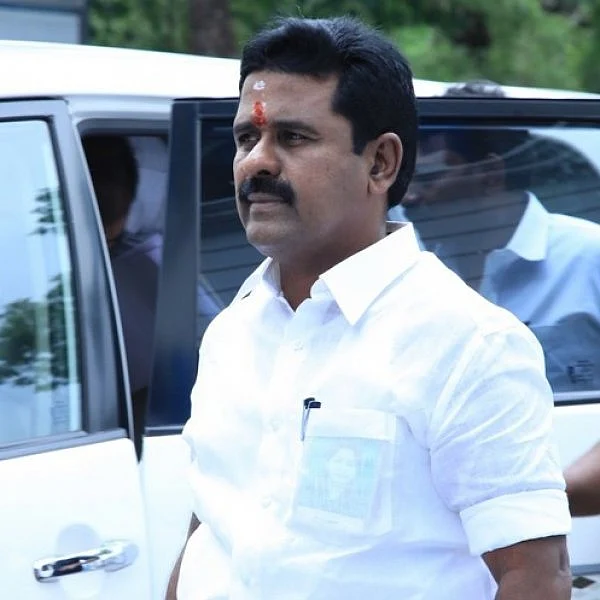 உணவுதானியங்களை ஏற்றிச்செல்லும் வண்டிகளில் ஜி.பி.எஸ் கருவி - தமிழக அரசு!