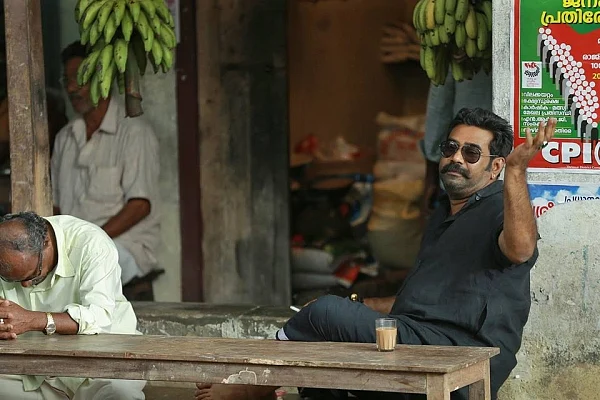 எல்லாஞ்சரி.. க்ளைமாக்ஸ் மட்டும் ஏன் இப்படி? #லீலா (மலையாளம்) விமர்சனம்