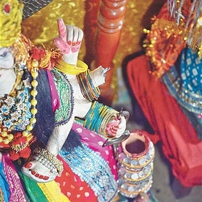 பாகிஸ்தானில் இந்து கோவில் மீது தாக்குதல்-பதற்றம்!