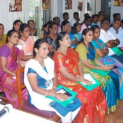 ஆசிரியர்கள் மாணவர்களின் நண்பன்...!