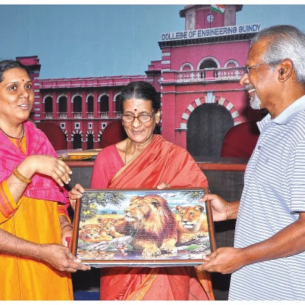 அவளுக்கென்று ஓர் அன்புத் தந்தை - ஆட்டிஸத்தை வென்ற `ஐஸி’யின் கதை!
