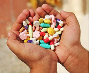 நோய் எதிர்ப்பு மருந்துகள் தீர்வா? தீங்கா?