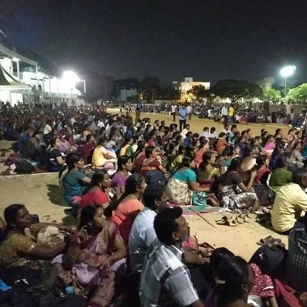 `` `உடம்பு சரியில்லை' என்றால்கூட நடவடிக்கை பாயும்"... போராட்டத்தில் குமுறும் ஆசிரியர்கள்!