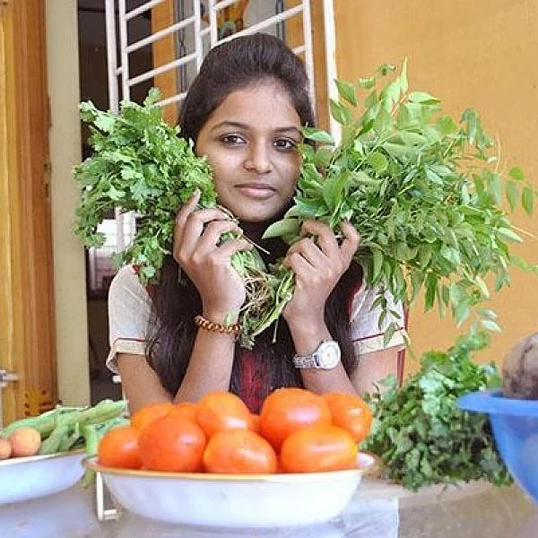 Curry Leaves- The most vital ingredient, cures Cancer, digestive problems, vision power..