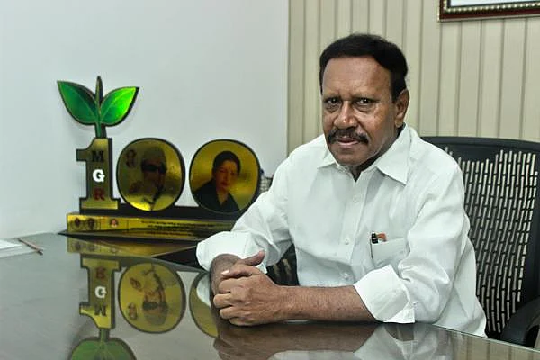 `25 வருஷமா போராடுறோம் ஒண்ணும் நடக்கல!' - சாலை வசதியின்றி பரிதவிக்கும் மக்கள்