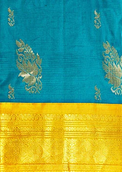 அசத்தும் ஆலாங்கொம்பு பட்டு!
