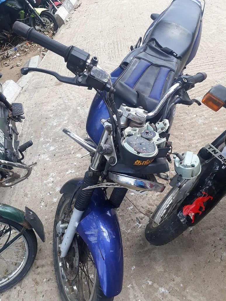 `நாங்க என்ன தப்பு பண்ணினோம்; வண்டியை முந்திப்போனது குத்தமா!-பாதிக்கப்பட்ட சகோதரர்கள் வேதனை