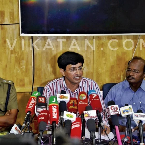 சுகாதாரத்துறை செயலர் ராதாகிருஷ்ணன்