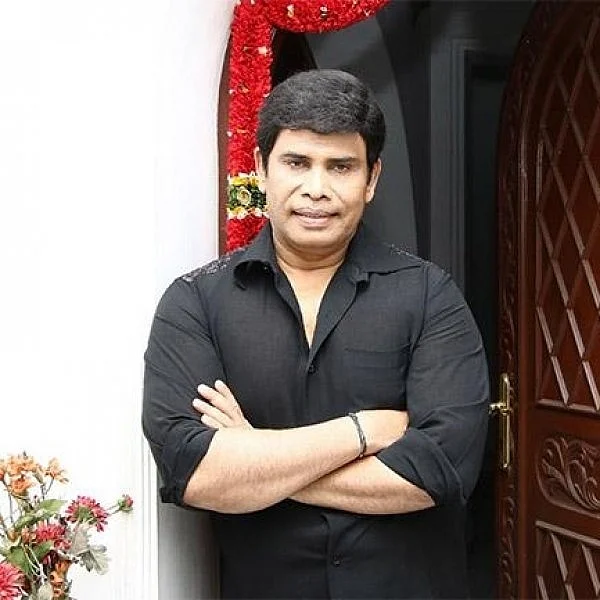 “விசாரணைக் கமிஷன் வெறும் கண் துடைப்பு நாடகம்” - நடிகர் ஆனந்தராஜ் #AIADMKMerger