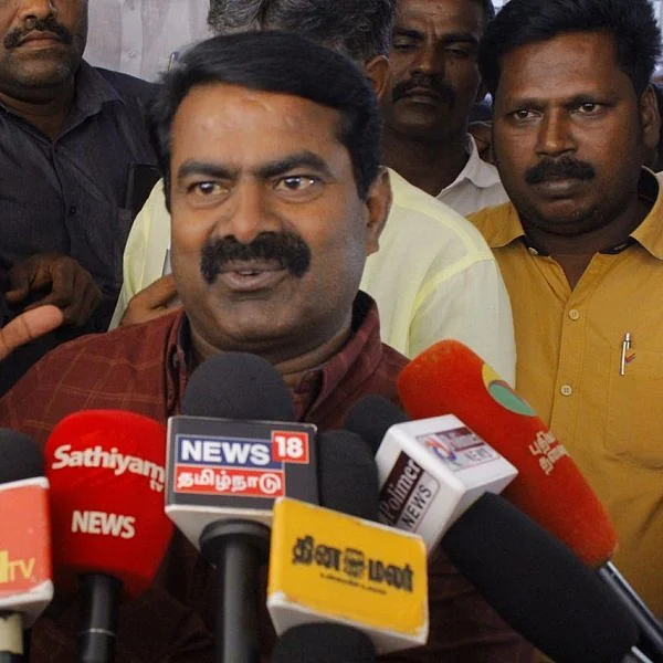 ``ஓட்டுக்குப் பணம் கொடுக்கலைனா, மக்களே வேட்பாளர்களை விரட்டி விரட்டி அடிப்பார்கள் !" - புதுக்கோட்டையில் சீமான் விரக்தி