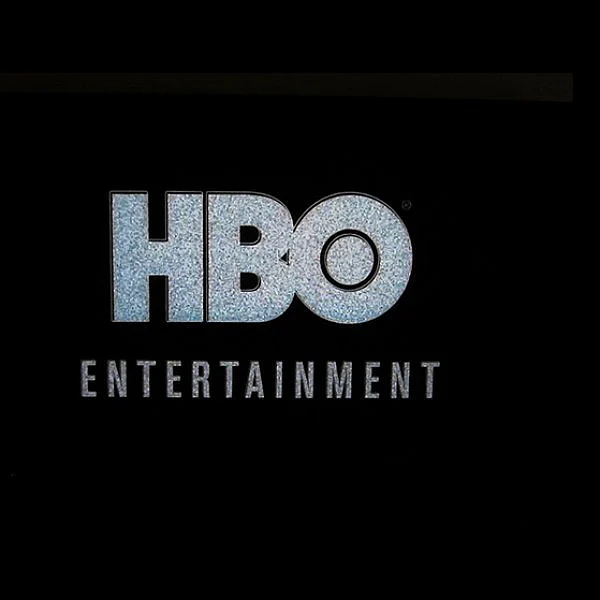 ``இது இன்னொரு ராஜா - ரஹ்மான் சண்டை!” - #HBOvsNetflix யார் கெத்து?