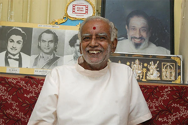 பிலிம் நியூஸ் ஆனந்தன் மரணம்- ஜெயலலிதா இரங்கல், விஜயகாந்த் நேரில் அஞ்சலி