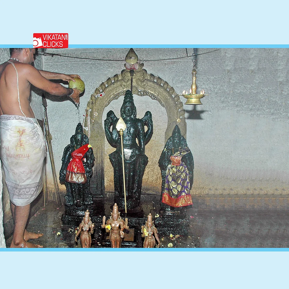 குன்றுதோறும் ஆடிவரும் குமர வடிவேலன்... ஞானமலை முருகன்! #VikatanPhotoStory