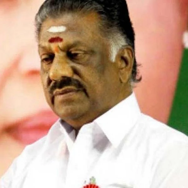 `என் நெஞ்சை உலுக்குவதாய் உள்ளது!' - அமிர்தசரஸ் விபத்தால் பன்னீர்செல்வம் வேதனை #AmritsarTrainAccident