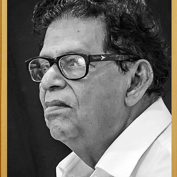 நையாண்டியை ஆயுதமாய் ஏந்திய மலையாளக் கவி - செம்மனம் சாக்கோ