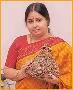 நாதம் என் ஜீவனே... - வீணை காயத்ரி