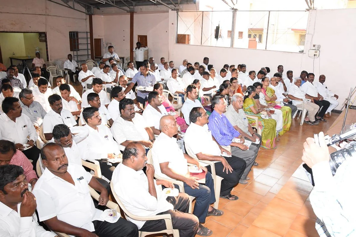 `கொங்கு மண்டலத்தில் தொடர் தோல்வி ஏன்?!' - காரணம் சொன்ன எ.வ.வேலு