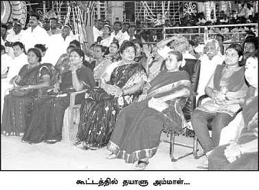 ''ராசாக்கள் இருப்பதால் தி.மு.க-வை வீழ்த்த முடியவில்லை!''