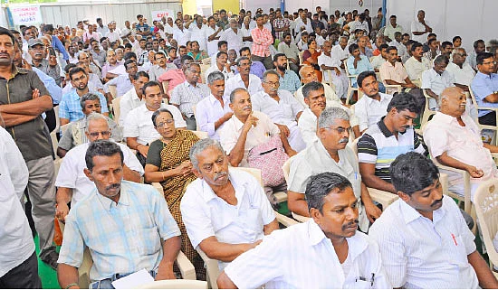 பல்லாயிரக்கணக்கான பார்வையாளர்கள்...பட்டையைக் கிளப்பிய பசுமை விகடன் அக்ரி எக்ஸ்போ 2015