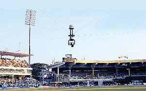 ஸ்டேடியத்தில் பறக்கும்