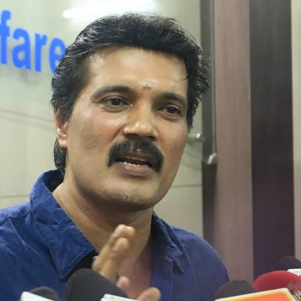 `மாற்றம், முன்னேற்றம், ஏமாற்றமாகிவிட்டது; பா.ம.க-விலிருந்து வெளியேறுகிறேன்!’ - நடிகர் ரஞ்சித்