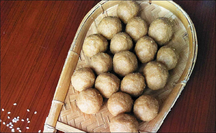டேஸ்ட்டி & ஹெல்த்தி - 30 வகை ஸ்பெஷல் லட்டு ரெசிப்பி!